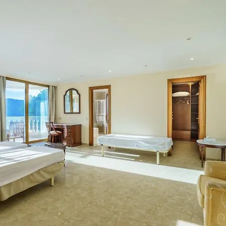 Camp De Mar, Sea View וילה קאמפ דה מאר